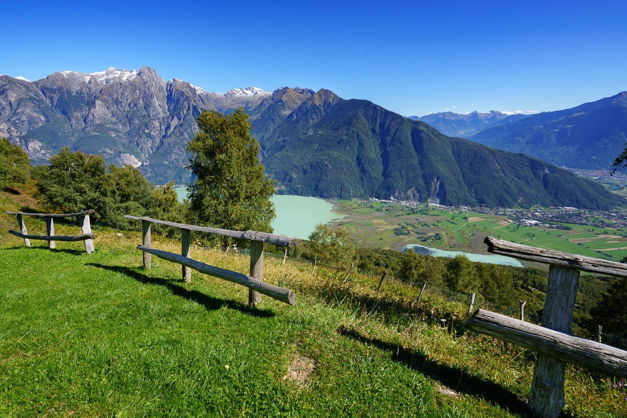 Agriturismo Giacomino Vendégház Gera Lario Kültér fotó